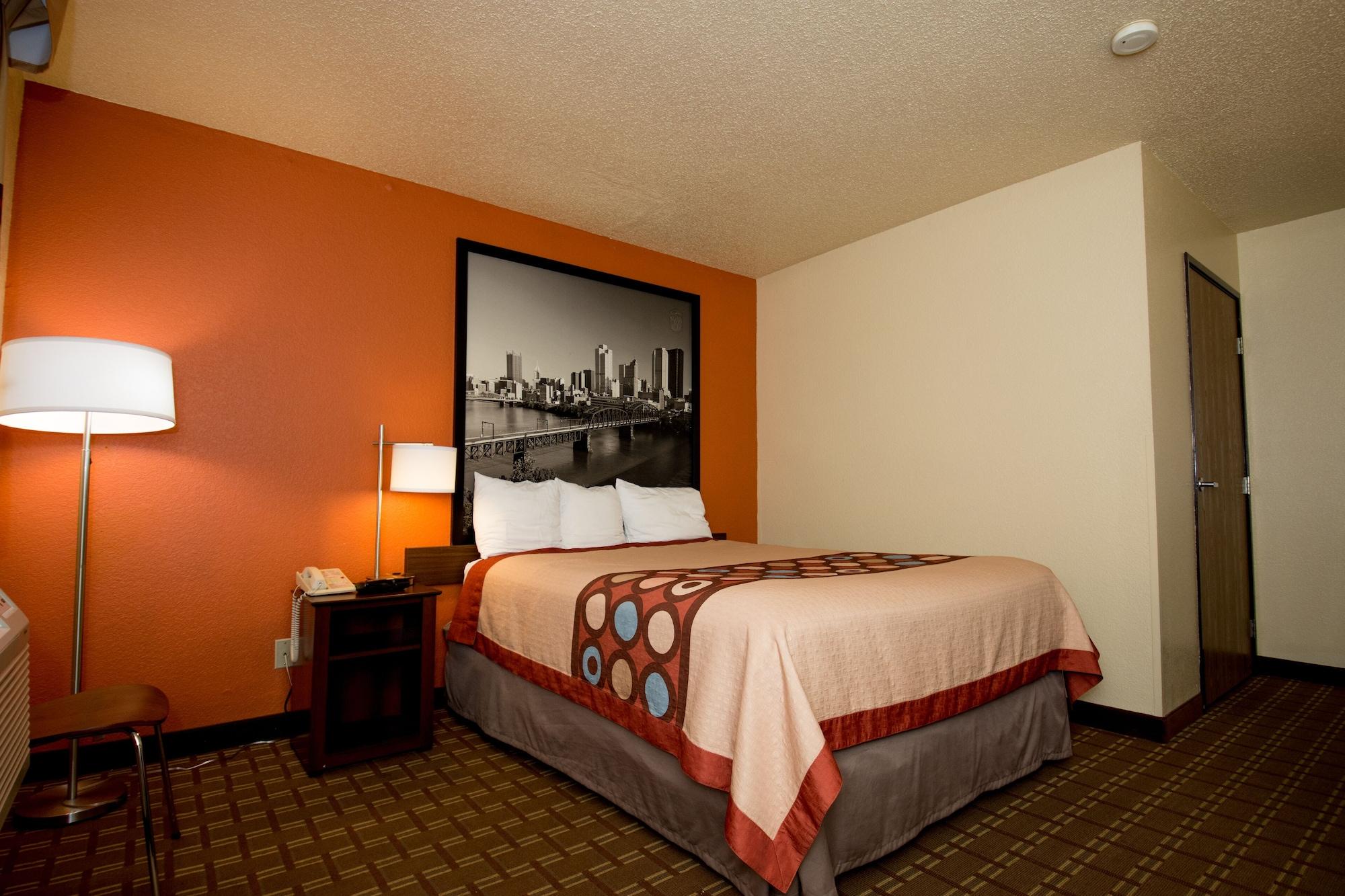 Super 8 By Wyndham Altoona Ξενοδοχείο Εξωτερικό φωτογραφία
