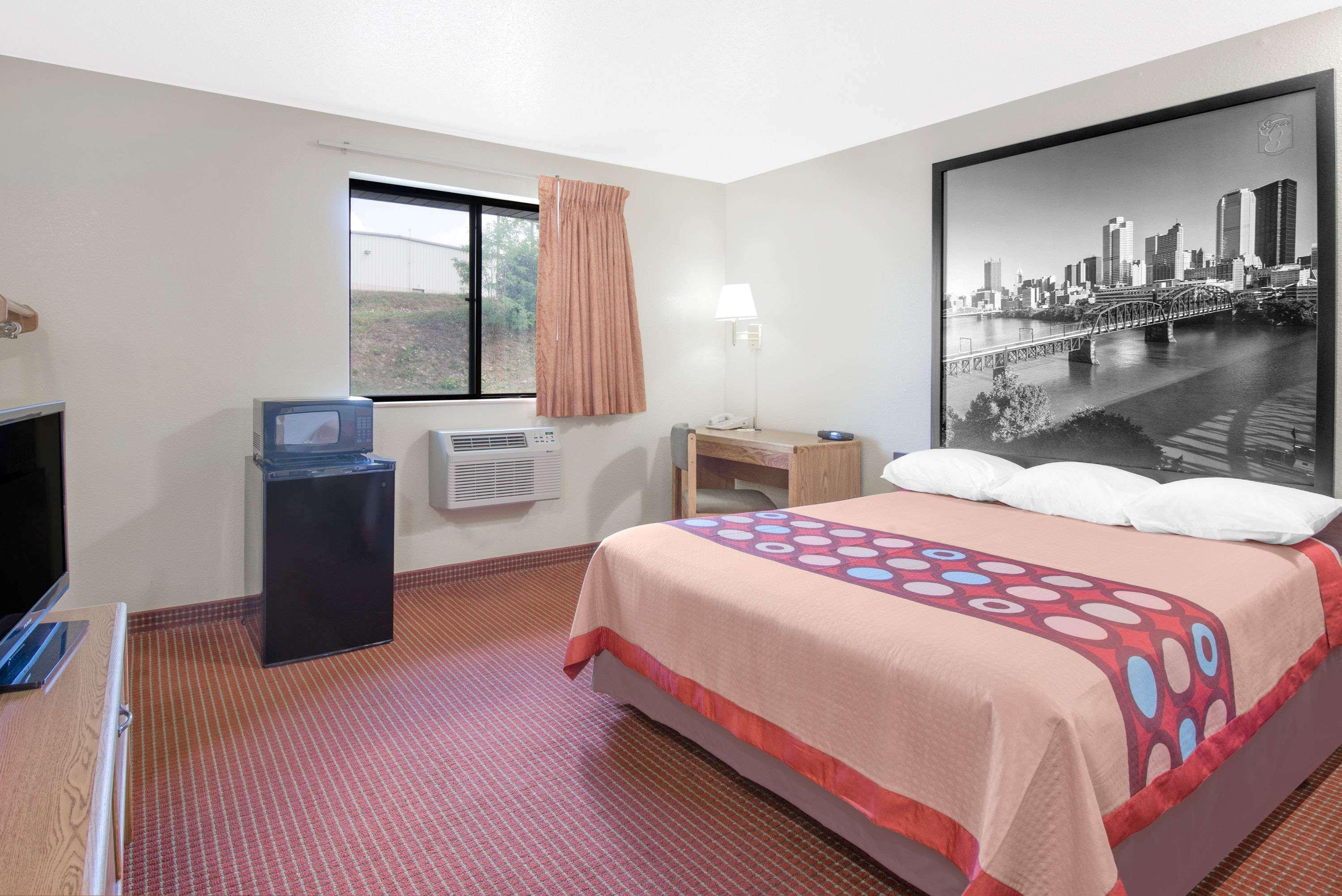 Super 8 By Wyndham Altoona Ξενοδοχείο Εξωτερικό φωτογραφία