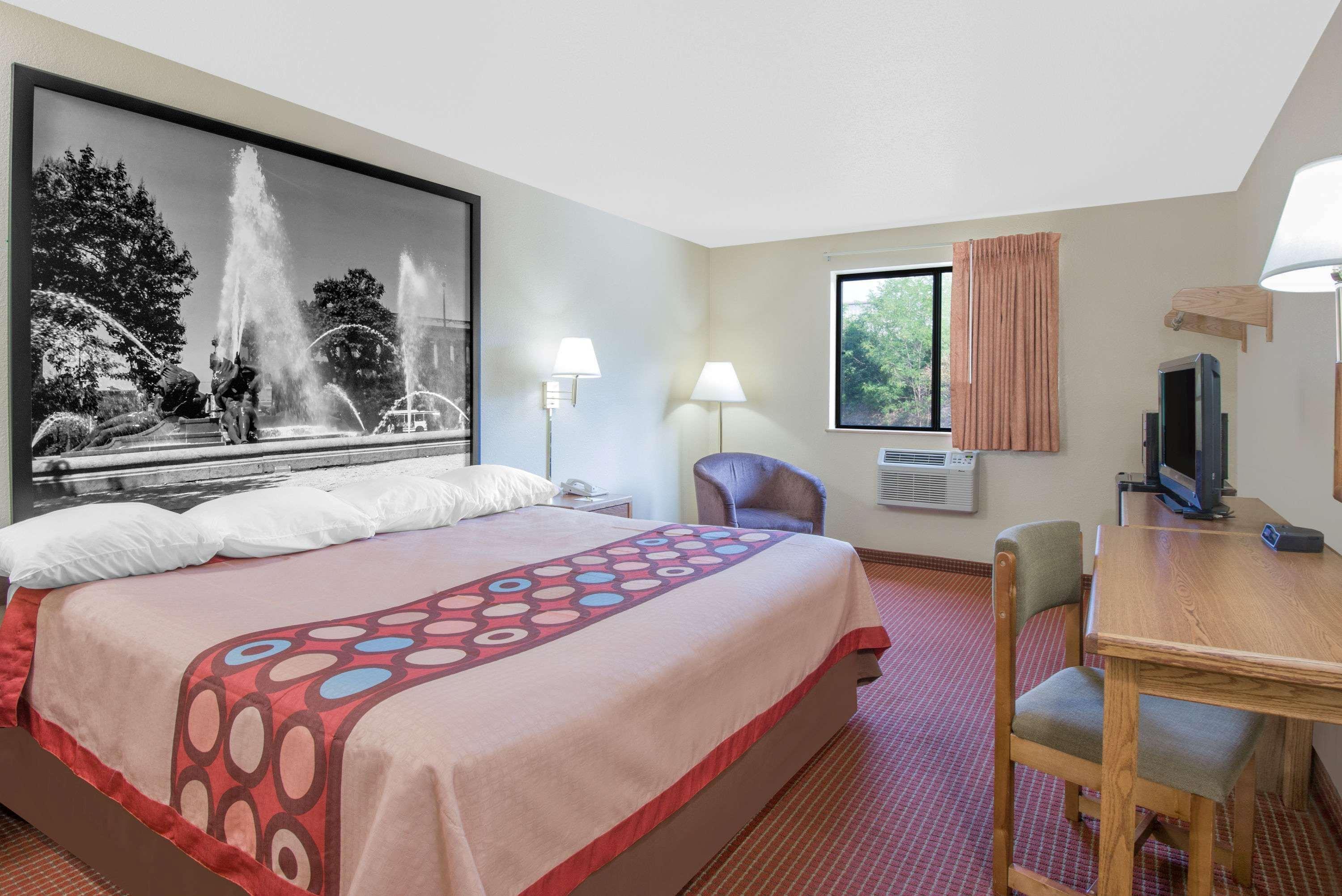 Super 8 By Wyndham Altoona Ξενοδοχείο Εξωτερικό φωτογραφία
