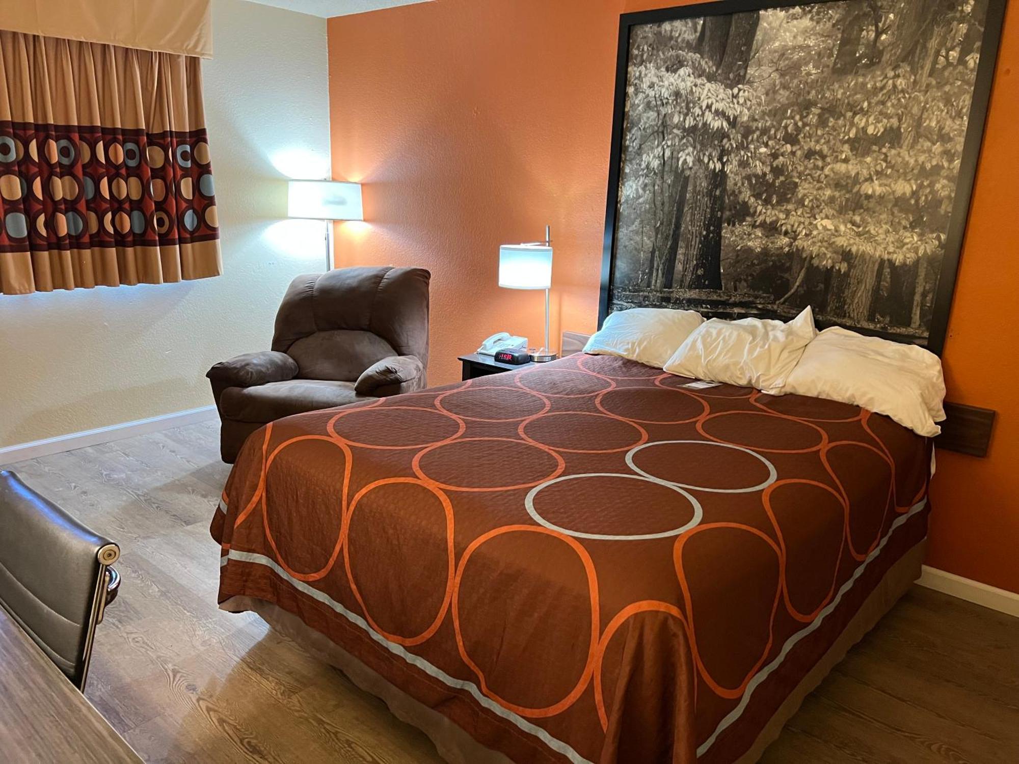 Super 8 By Wyndham Altoona Ξενοδοχείο Εξωτερικό φωτογραφία